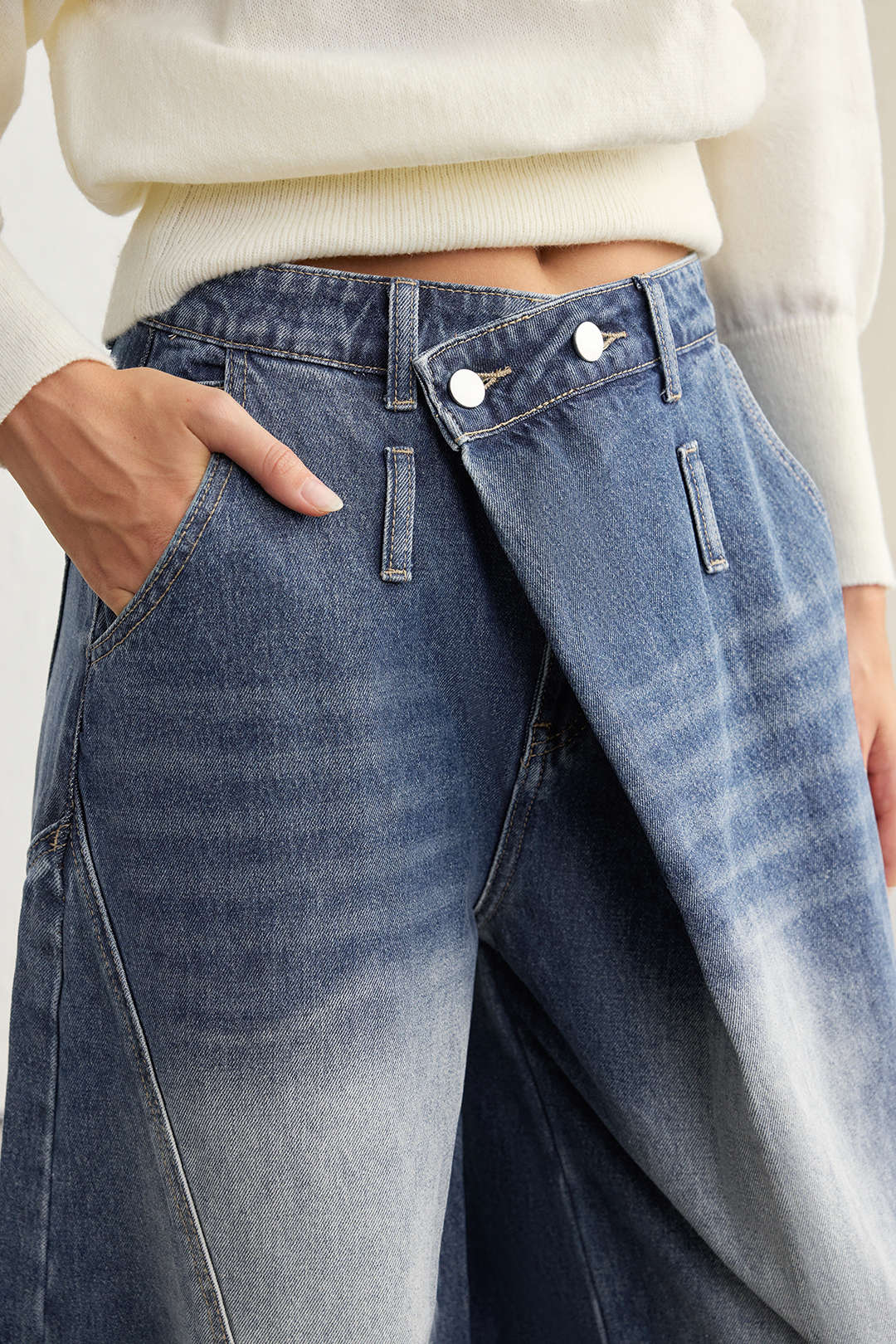 Denim Washed High Waist Barrel Jeans